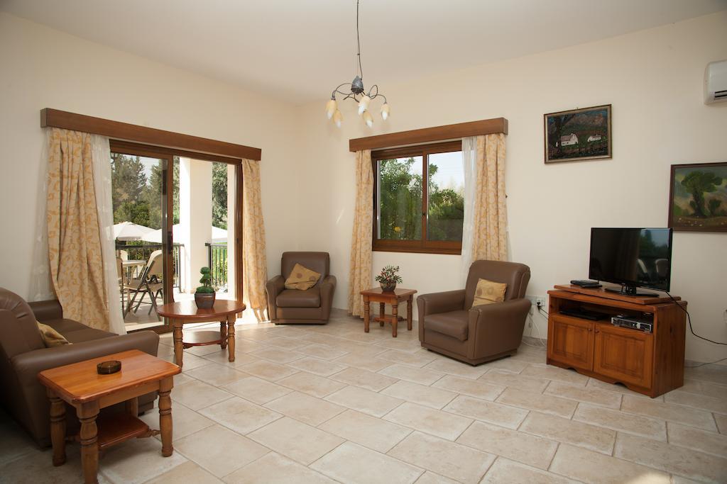 Villa Natasha คอรัลเบย์ ภายนอก รูปภาพ